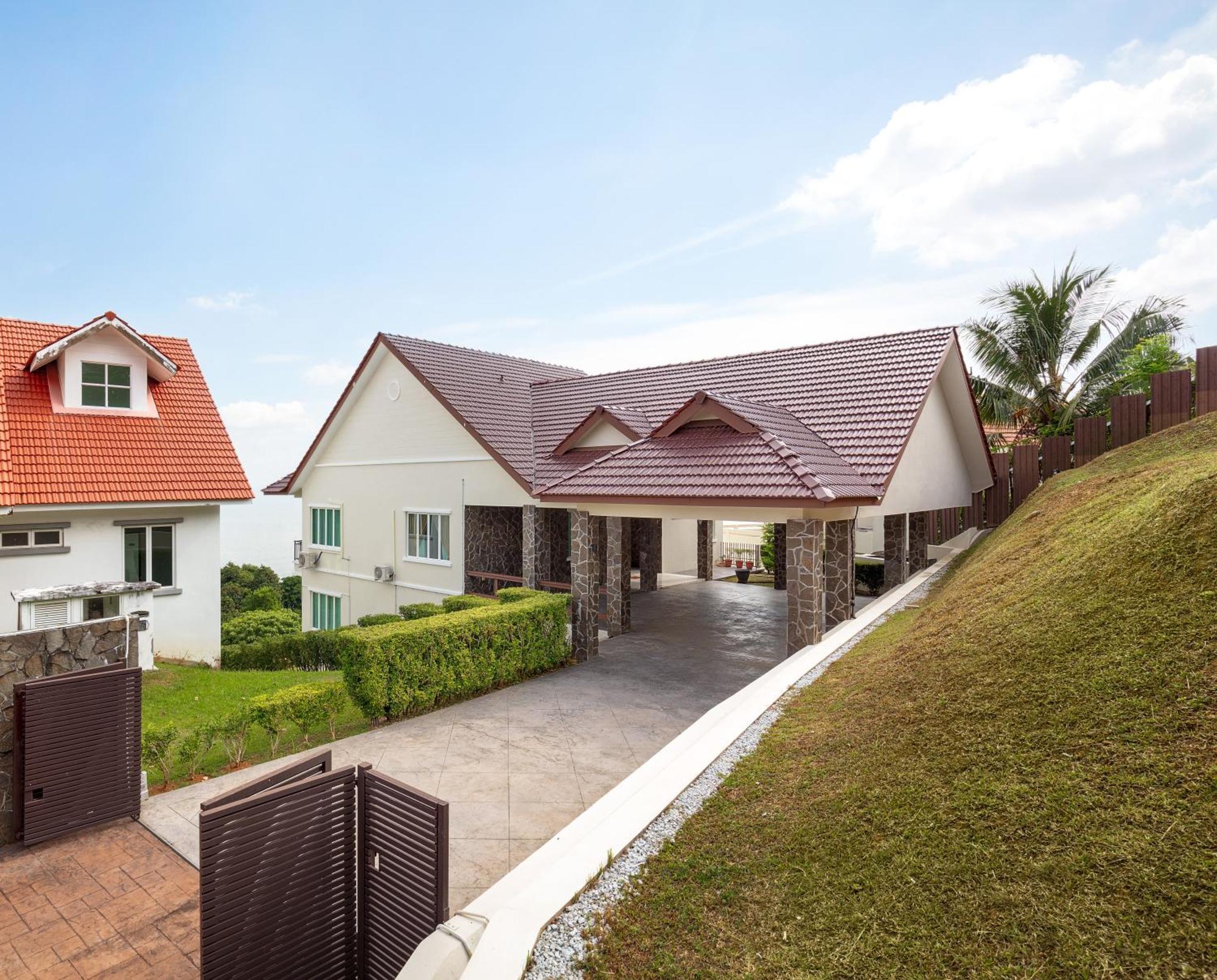 Panoramic Seaview Holiday Home - Batu Ferringhi Eksteriør bilde